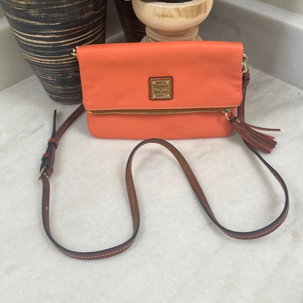 D&B Crossbody